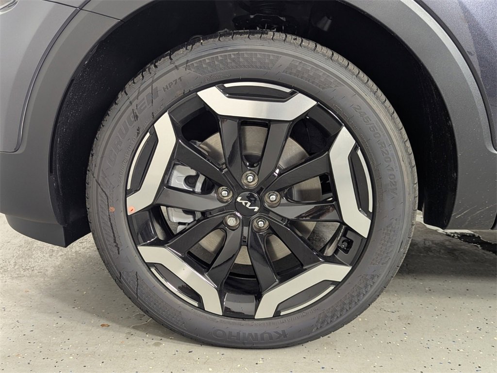 New 2025 Kia Telluride S image 9