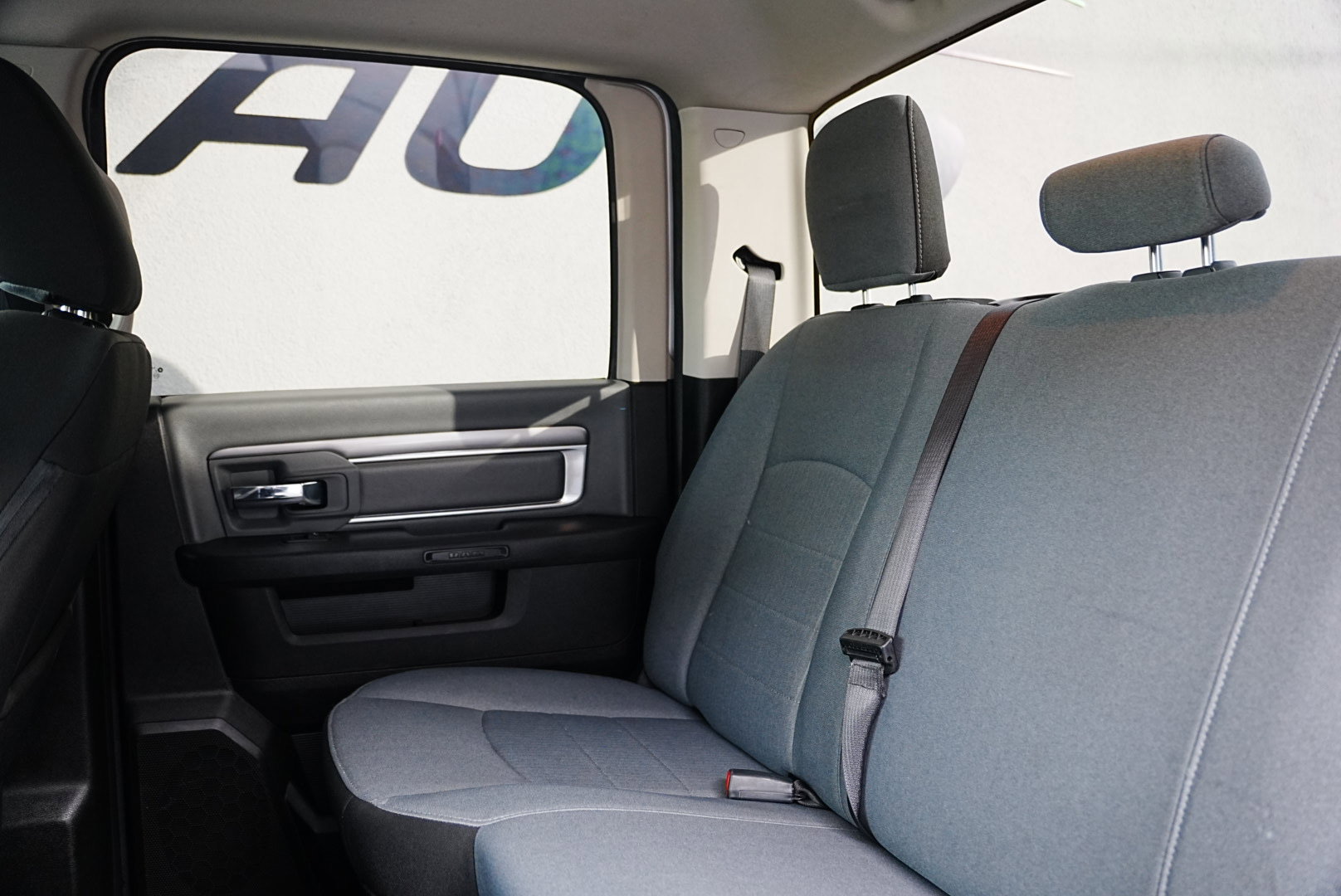 Used 2021 RAM 1500 Classic SLT image 15