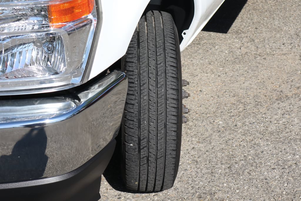 Used 2024 Ford E-350 and Econoline 350 Super Duty w/ Power Windows & Locks Group RWD image 40