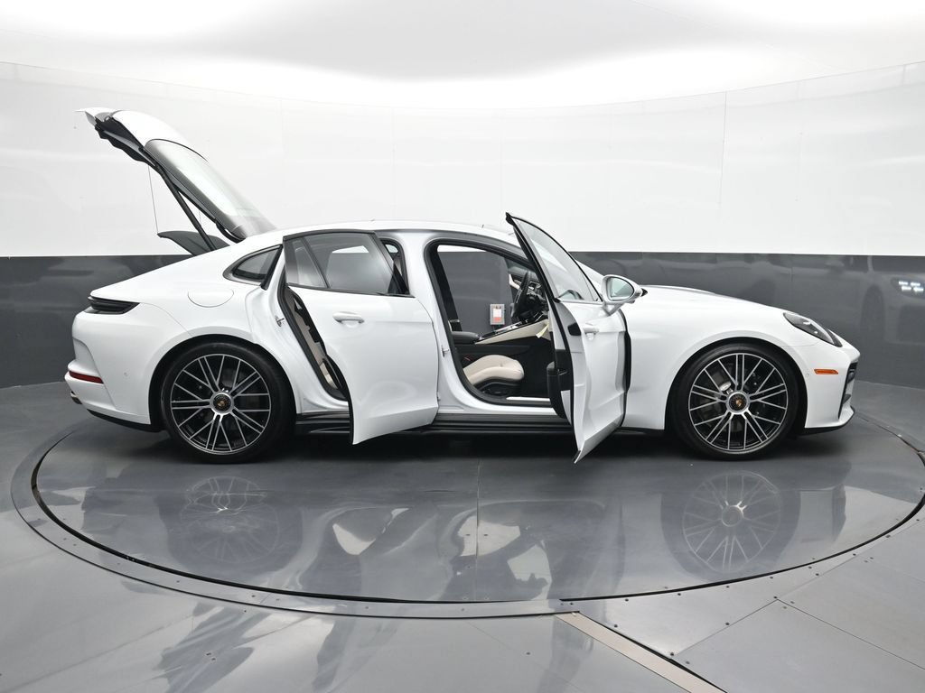 New 2026 Porsche Panamera GTS AWD/4WD image 34