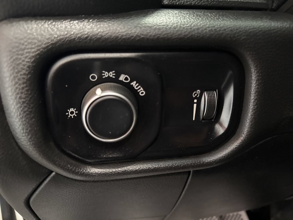 Used 2022 RAM 4500 Tradesman w/ Chrome Appearance Group AWD/4WD image 19