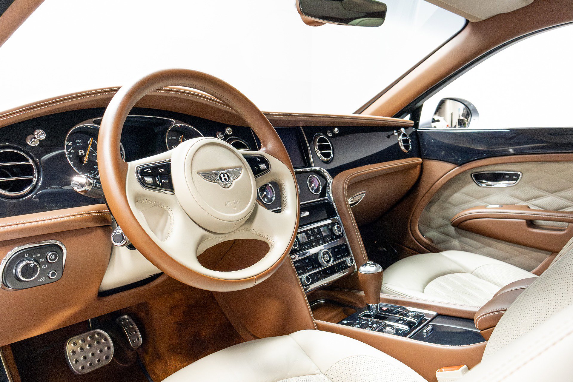 Used 2017 Bentley Mulsanne Speed image 9