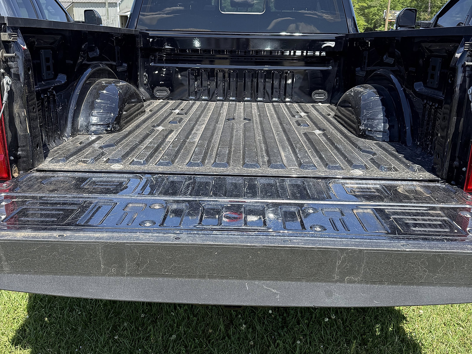 Used 2024 Ford F250 Lariat AWD/4WD image 10