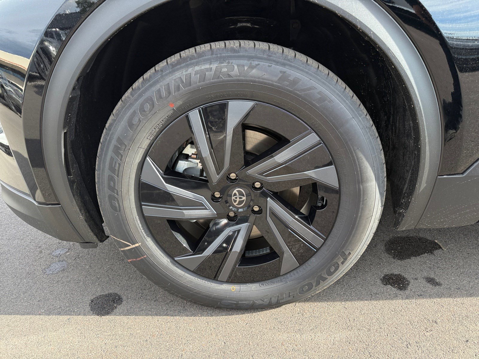 New 2026 Toyota C-HR AWD/4WD image 24