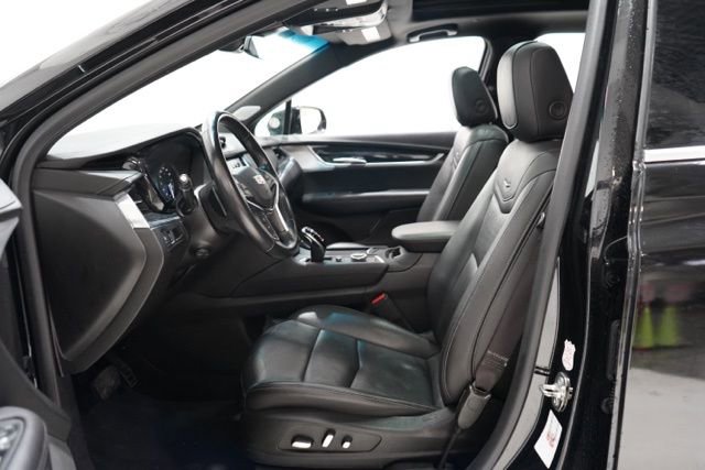 Used 2023 Cadillac XT5 Premium Luxury image 15