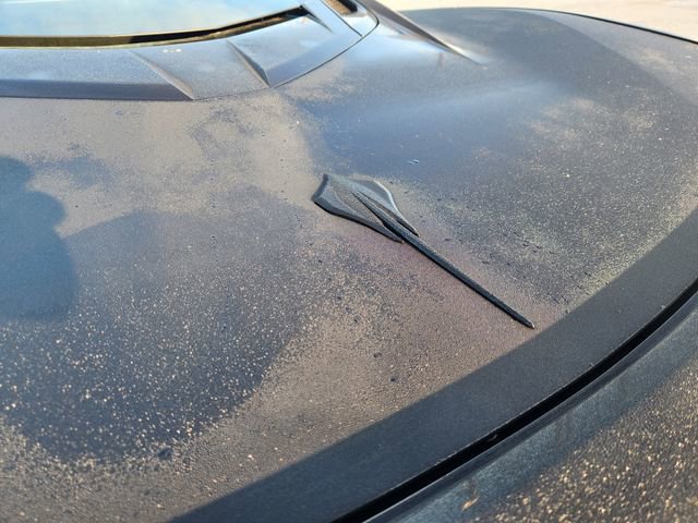 Used 2024 Chevrolet Corvette Stingray Preferred Cpe w/ Body-Color Dual Roof Package RWD image 9
