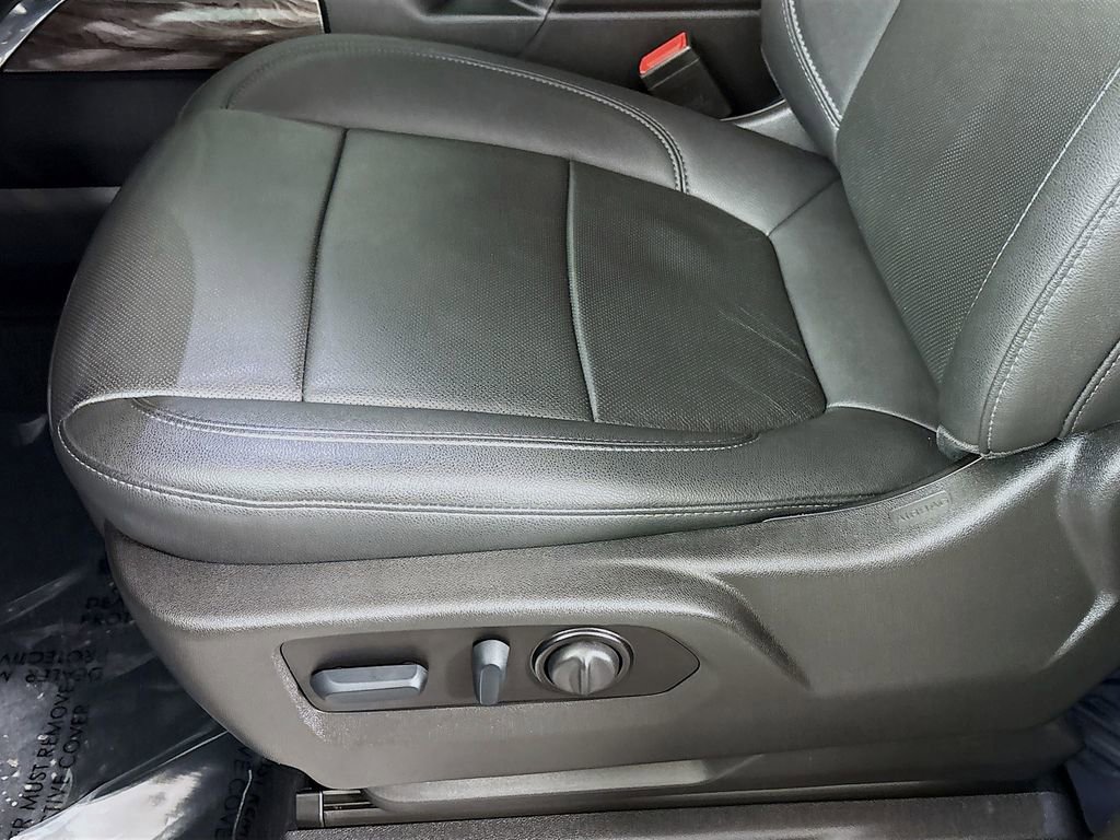 Used 2022 Chevrolet Silverado 2500 LTZ w/ LTZ Plus Package image 22