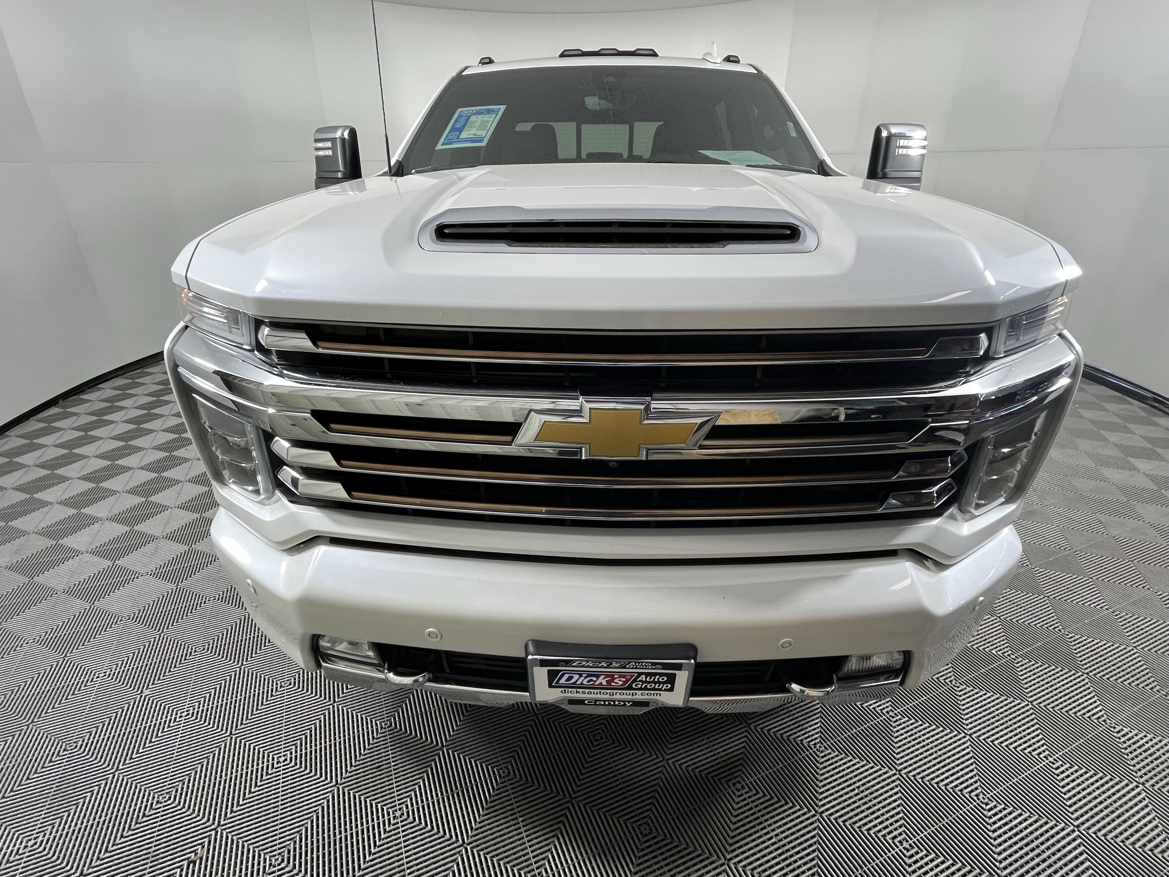 Used 2021 Chevrolet Silverado 2500 High Country w/ Z71 Off-Road Package image 7