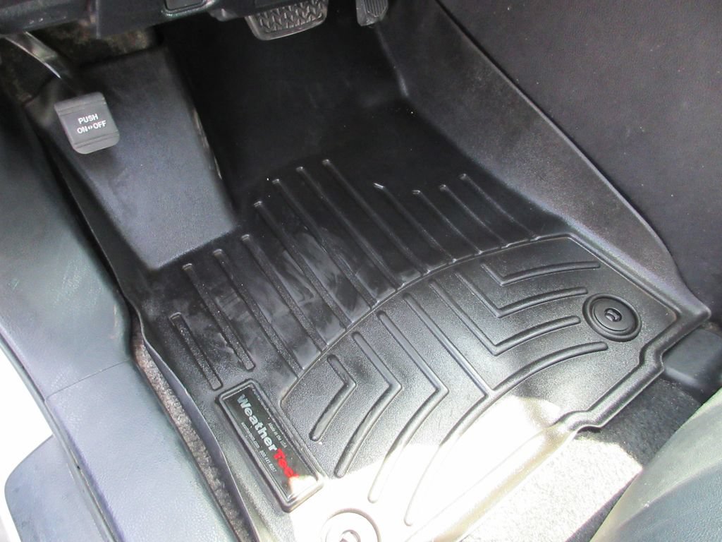 Used 2015 Toyota Highlander XLE AWD/4WD image 28