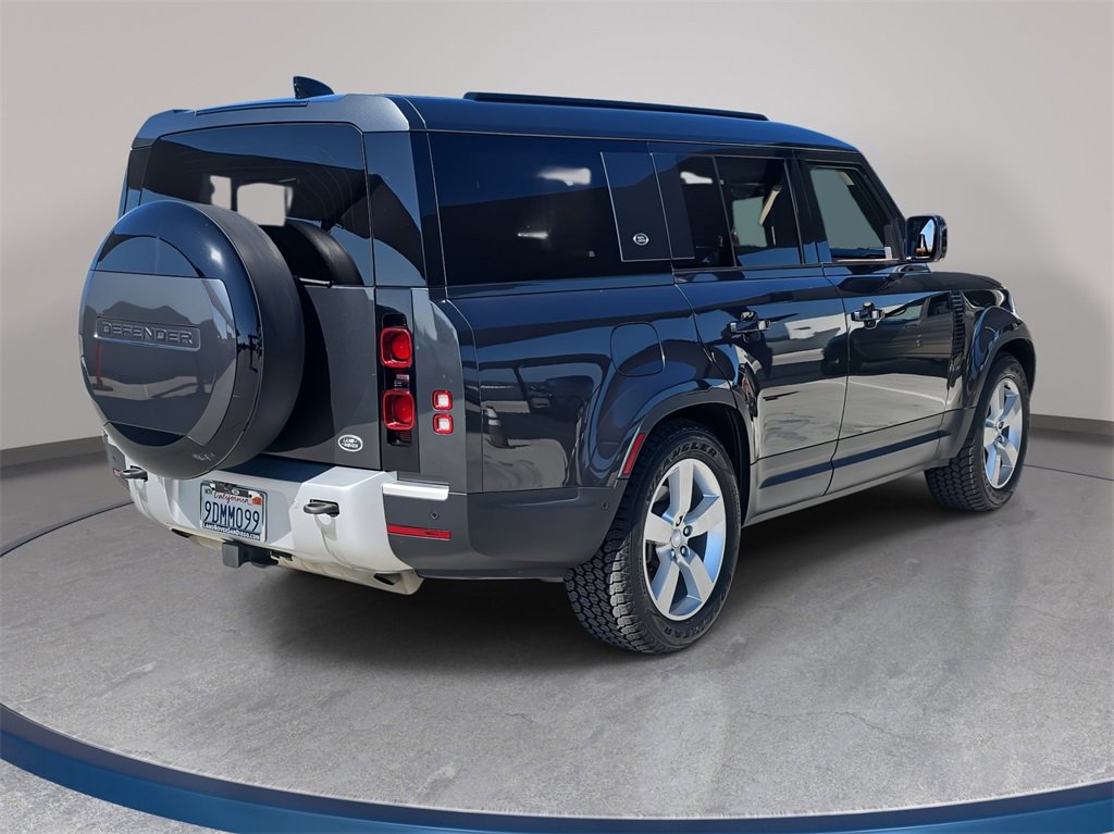 Used 2023 Land Rover Defender 130 First Edition image 5