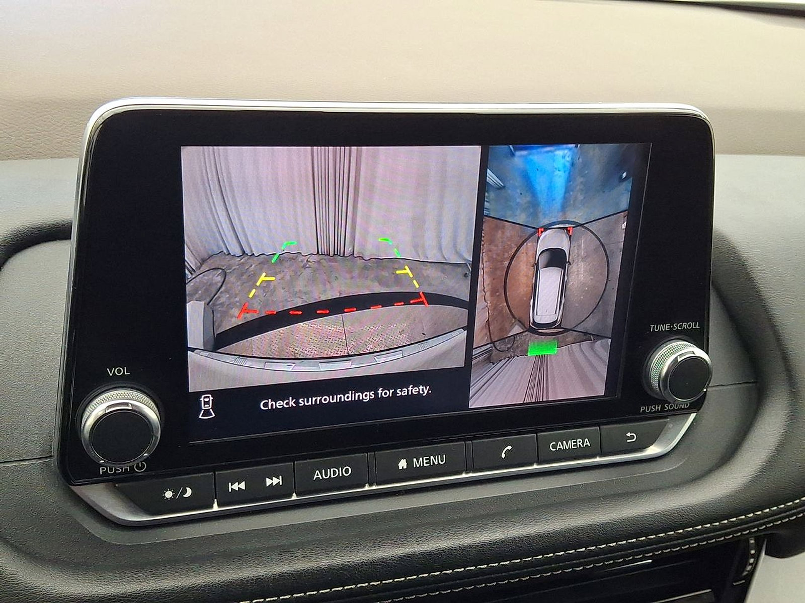 Used 2021 Nissan Rogue SV image 15