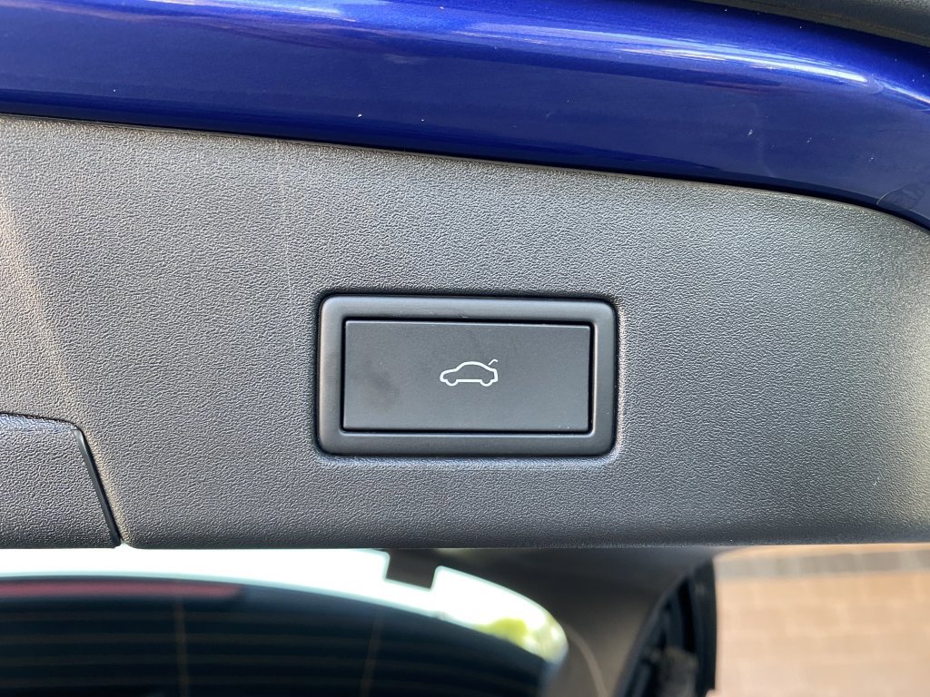 Used 2021 Volkswagen ID.4 1st Edition w/ ID.4 Protection Package image 12