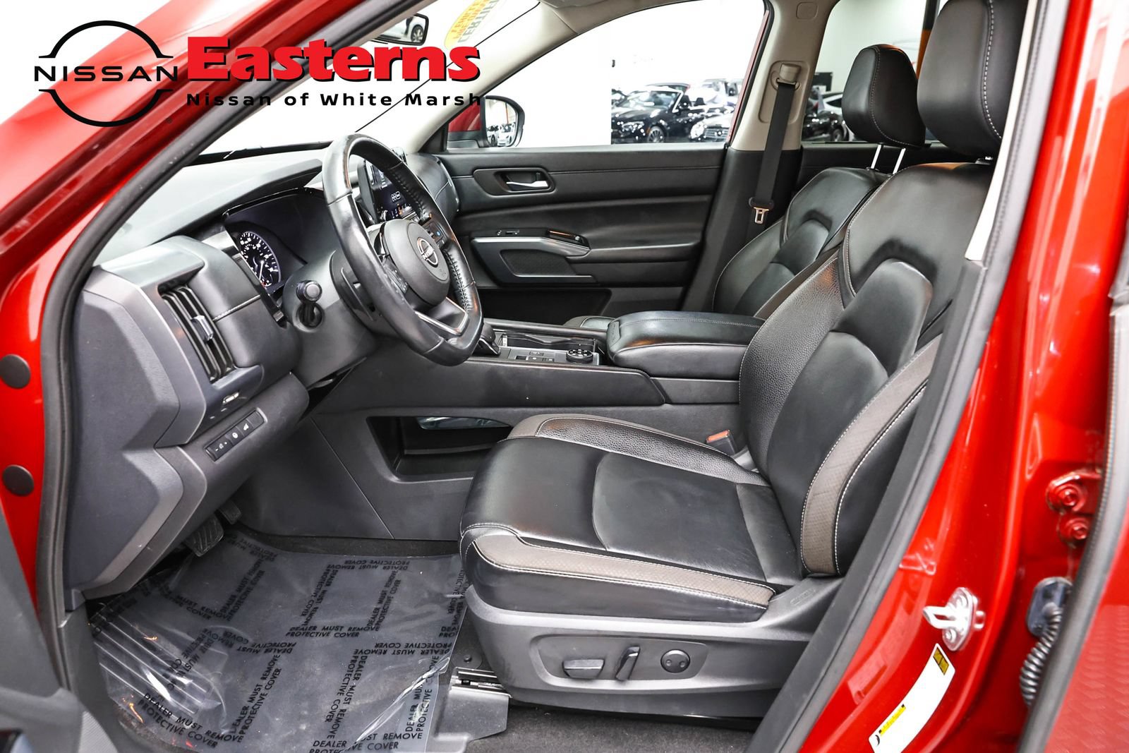 Used 2023 Nissan Pathfinder SL w/ Lighting Package (N92) AWD/4WD image 14