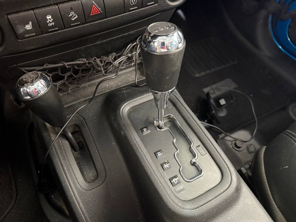 Used 2014 Jeep Wrangler Unlimited Sahara image 19