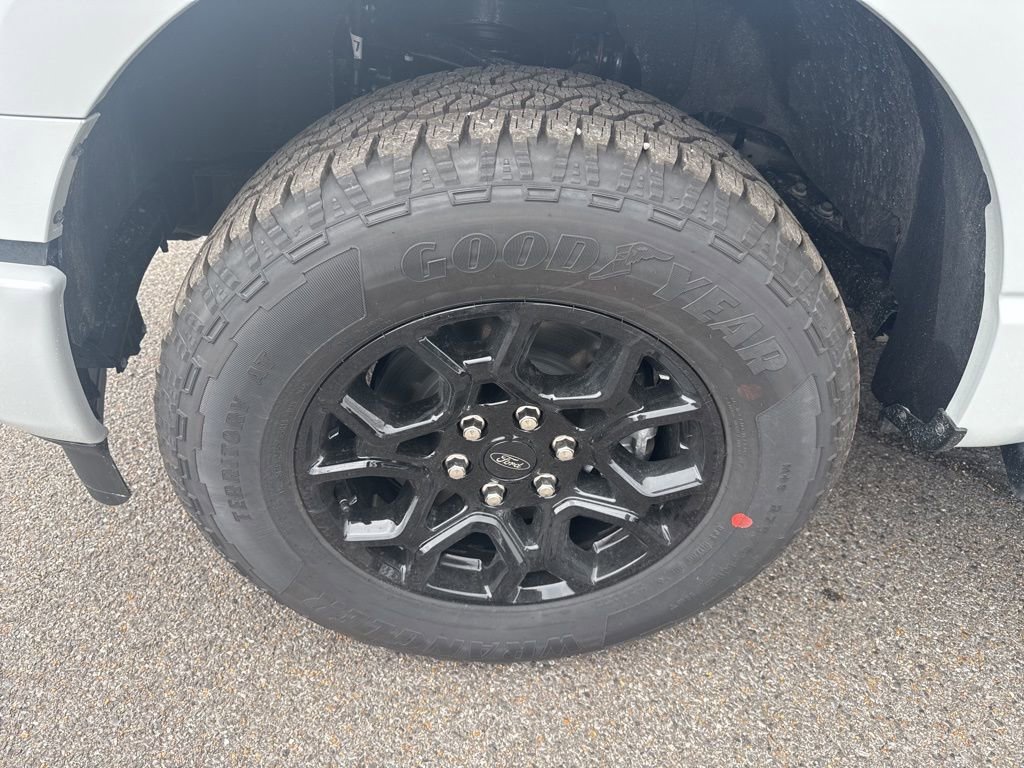 New 2026 Ford F150 Lariat w/ FX4 Off-Road Package image 16