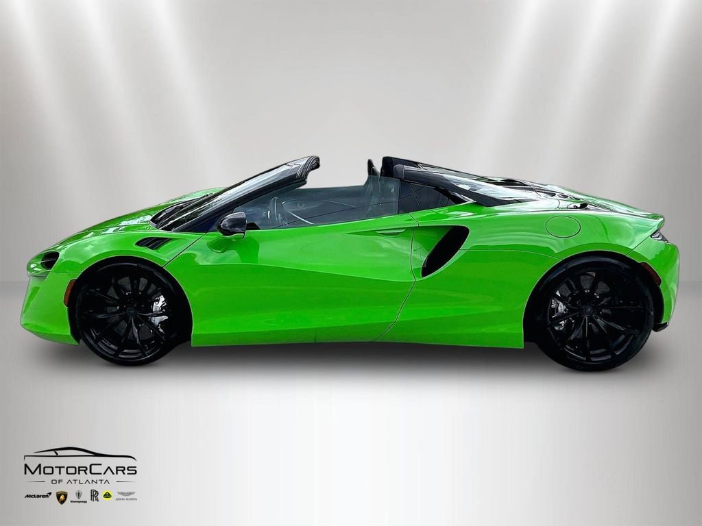 Used 2025 McLaren Artura Spider RWD image 5