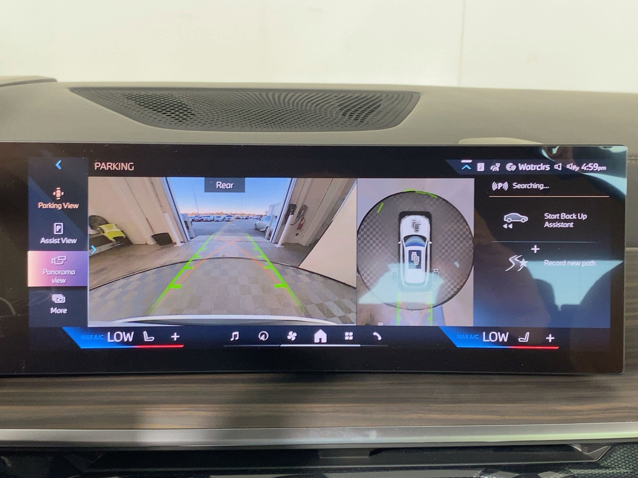 Used 2026 BMW X5 sDrive40i w/ Premium Package image 24