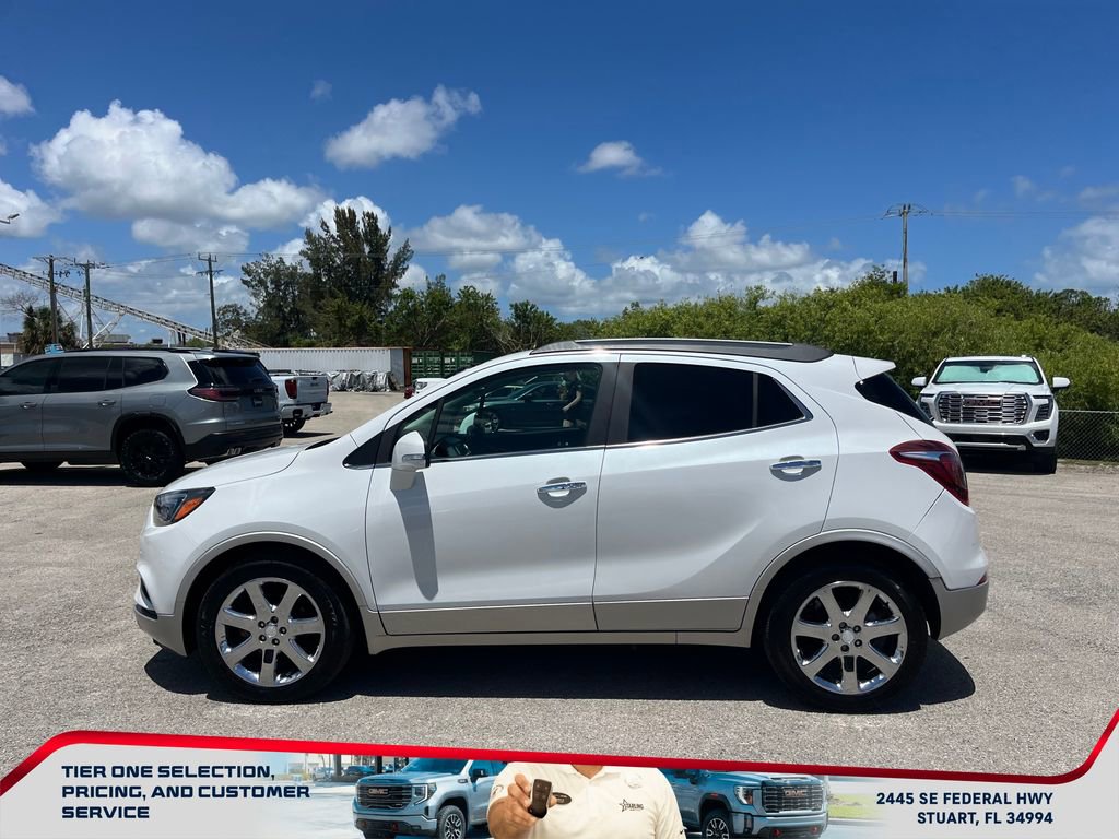 Used 2019 Buick Encore Essence w/ Experience Buick Package FWD image 4