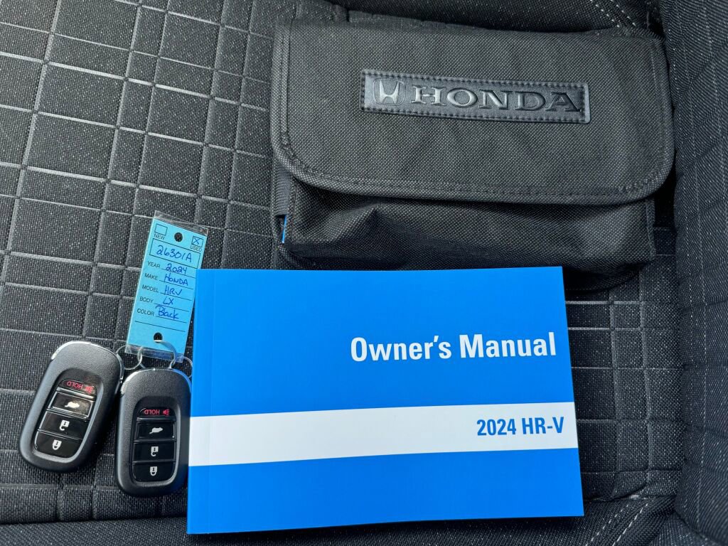 Used 2024 Honda HR-V LX image 32