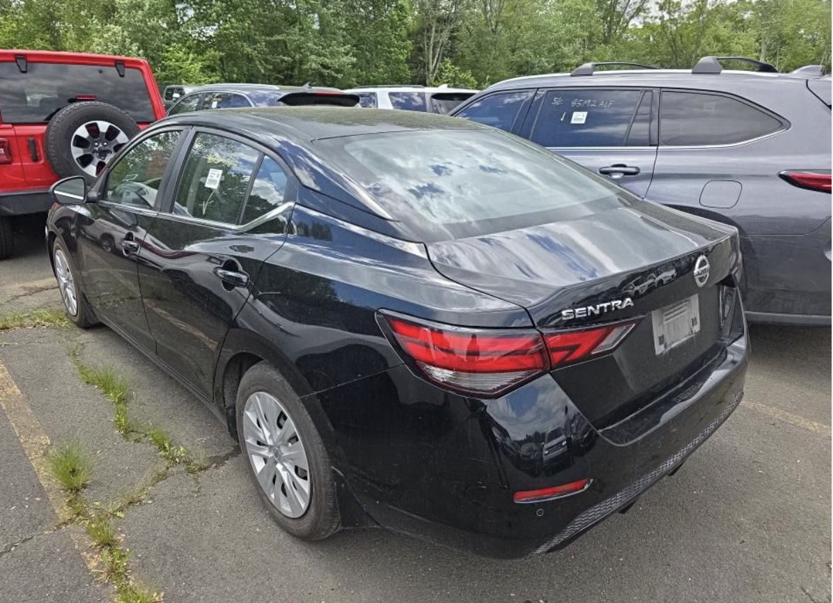 Used 2020 Nissan Sentra S FWD image 6