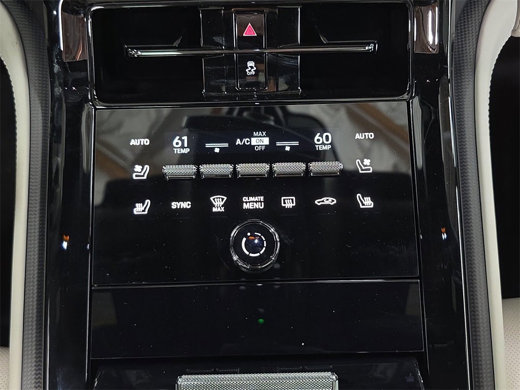 Certified 2025 Porsche Panamera GTS image 19