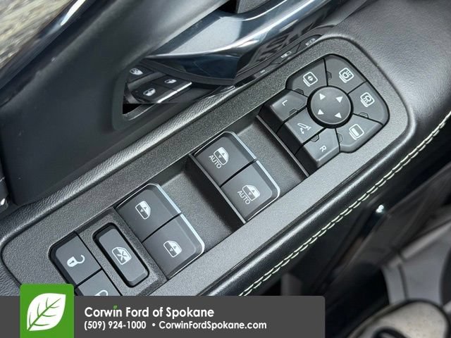 Used 2025 RAM 3500 Limited AWD/4WD image 22