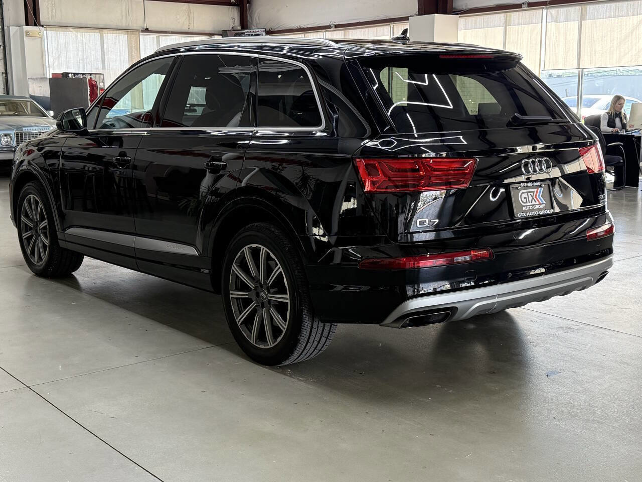 Used 2018 Audi Q7 3.0T Premium Plus w/ Premium Plus Package AWD/4WD image 4