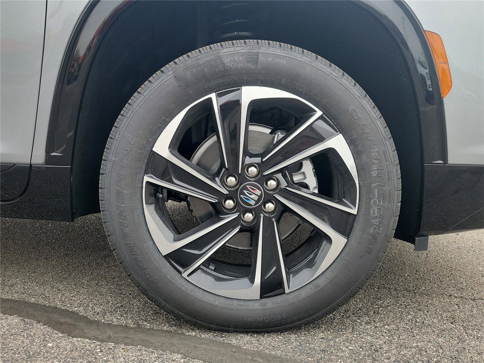 New 2026 Buick Enclave Sport Touring w/ Power Package image 5