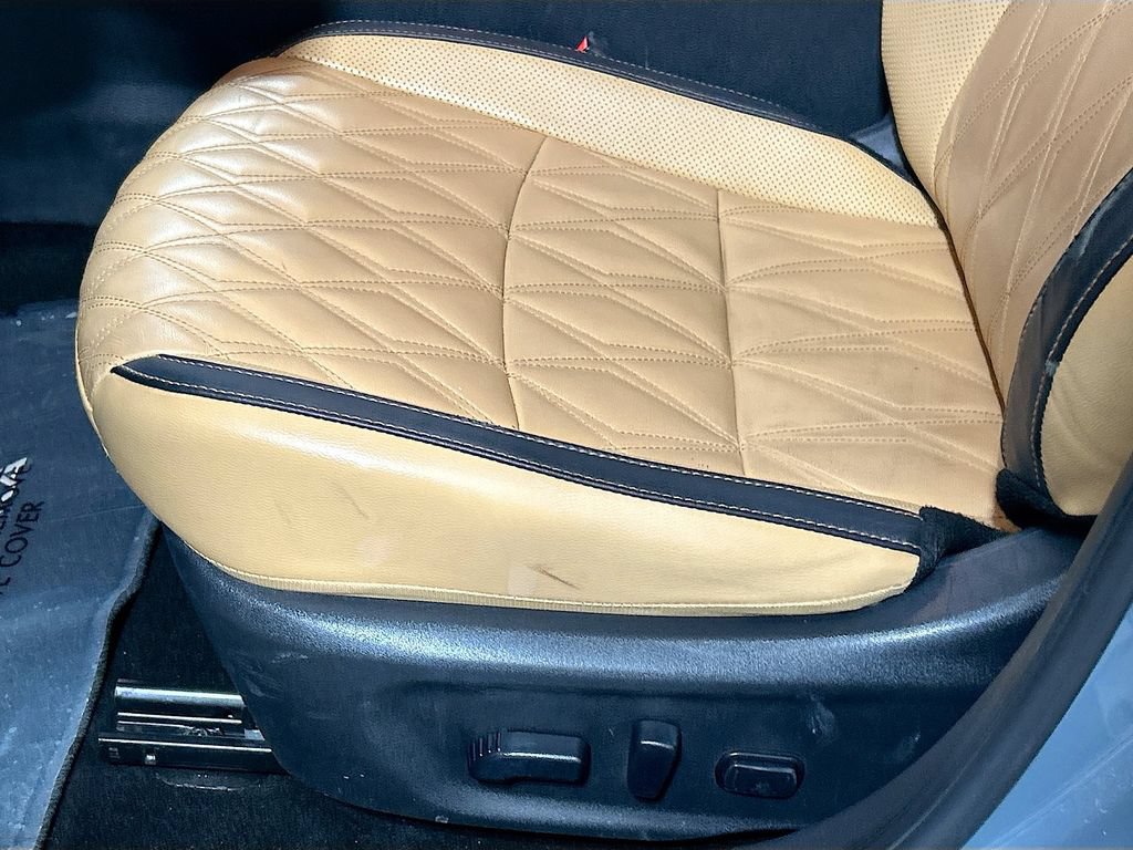 Used 2024 Nissan Sentra SV w/ SV Premium Package FWD image 17
