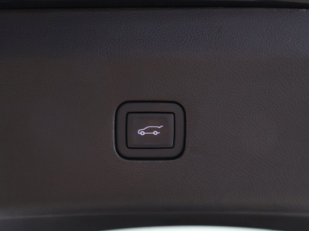 Used 2023 Buick Enclave Avenir w/ Trailering Package, 5000 lbs. image 25