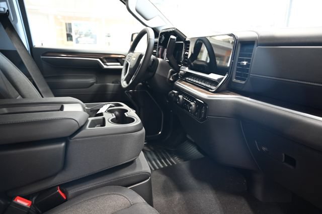 New 2026 Chevrolet Silverado 1500 LT AWD/4WD image 14