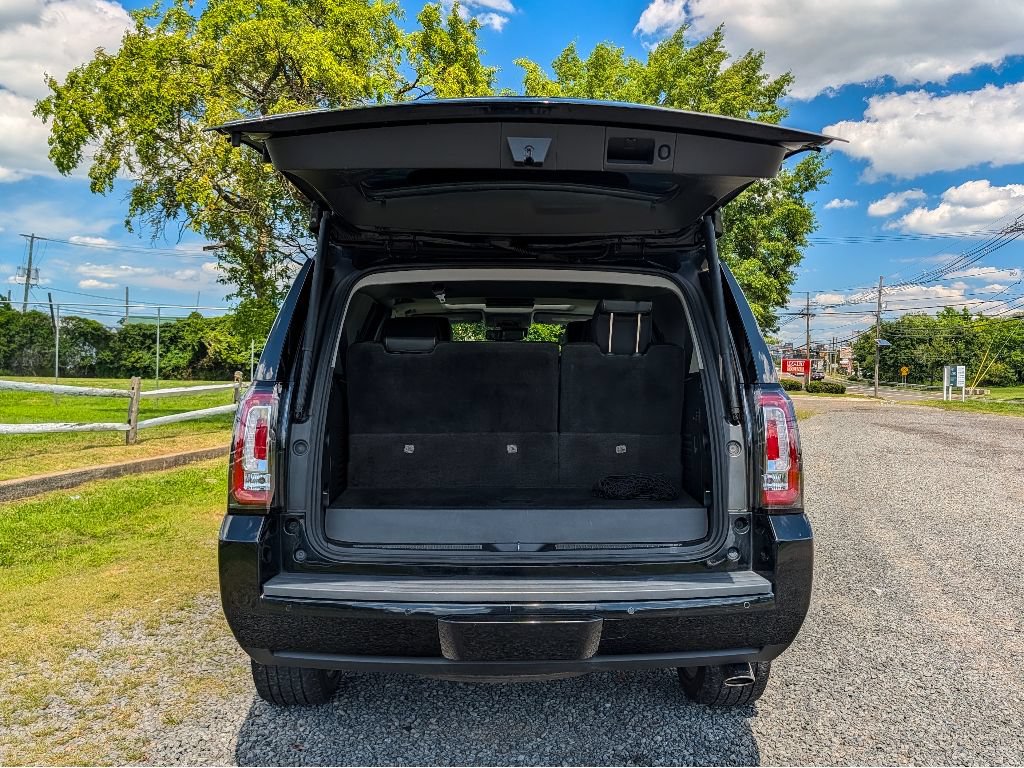Used 2016 GMC Yukon SLT w/ Premium Edition AWD/4WD image 7