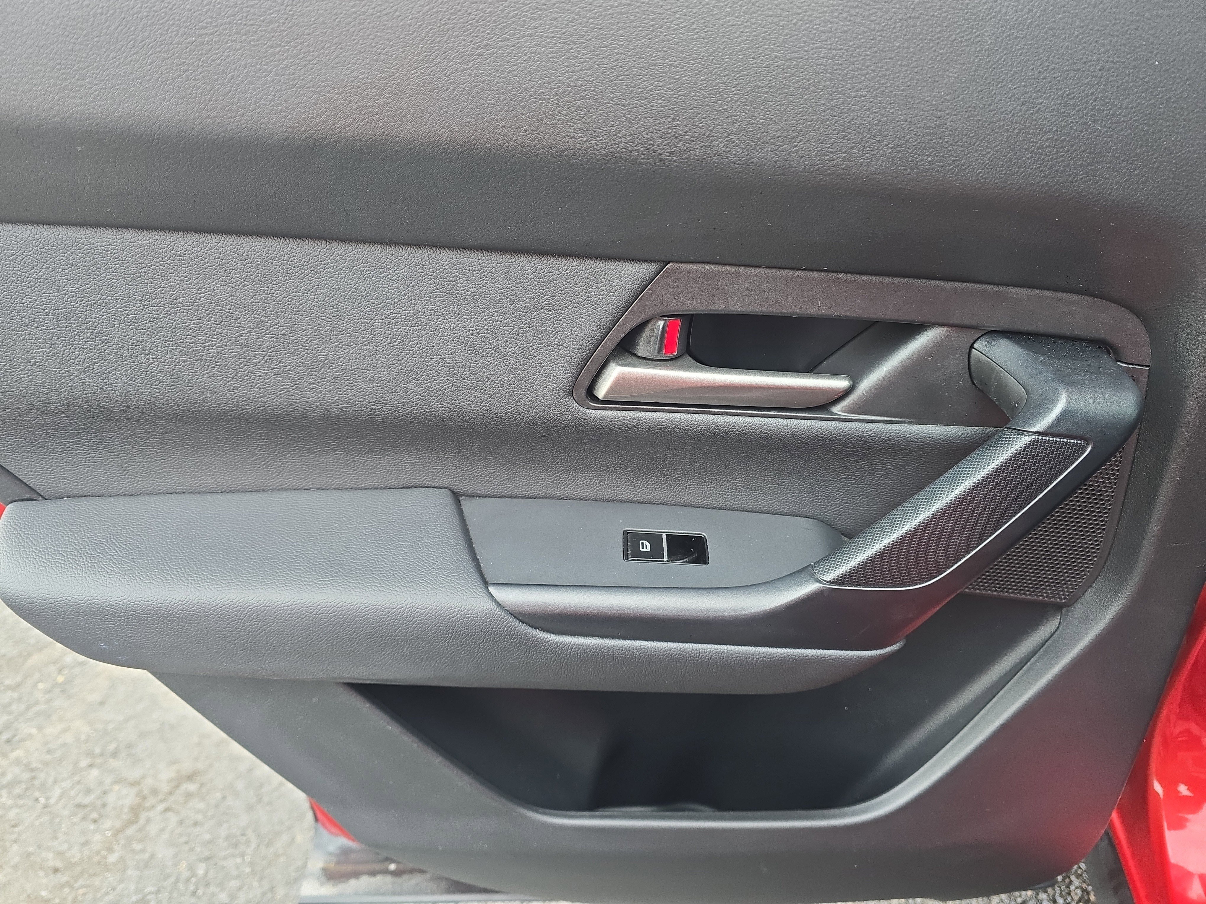 Used 2024 MAZDA CX-50 AWD 2.5 S w/ Premium Package image 26