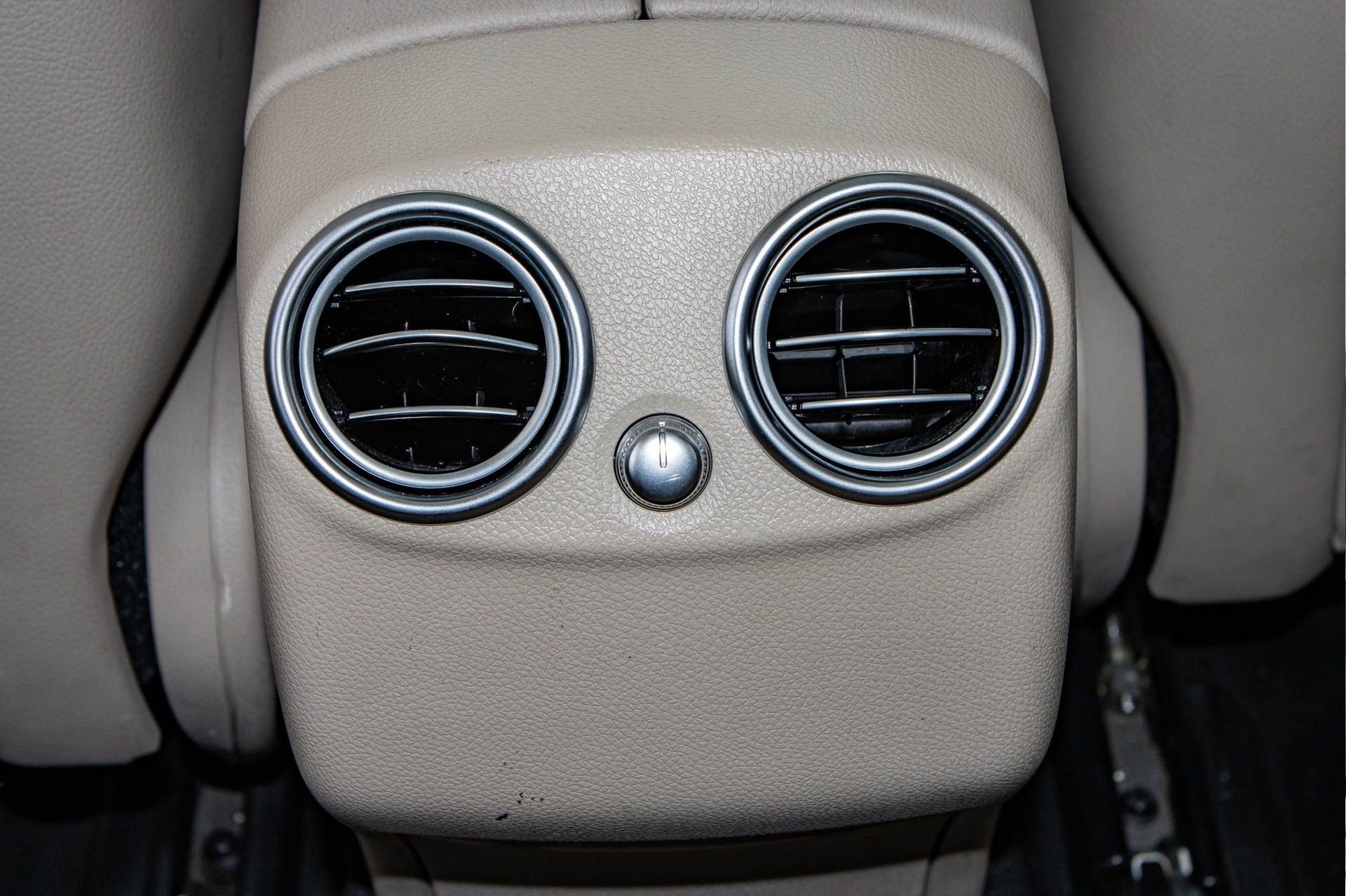 Used 2021 Mercedes-Benz GLC 300 w/ Premium Package image 20