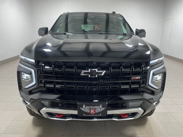 New 2026 Chevrolet Suburban Z71 w/ Comfort Package image 2