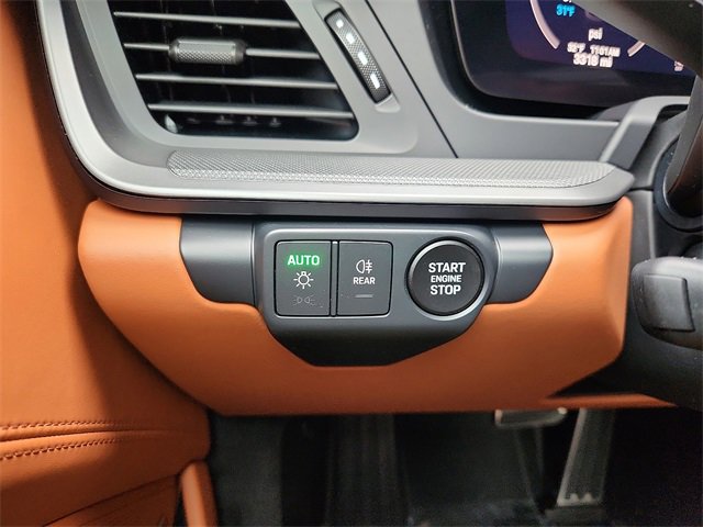 Used 2025 Porsche 911 Carrera image 26