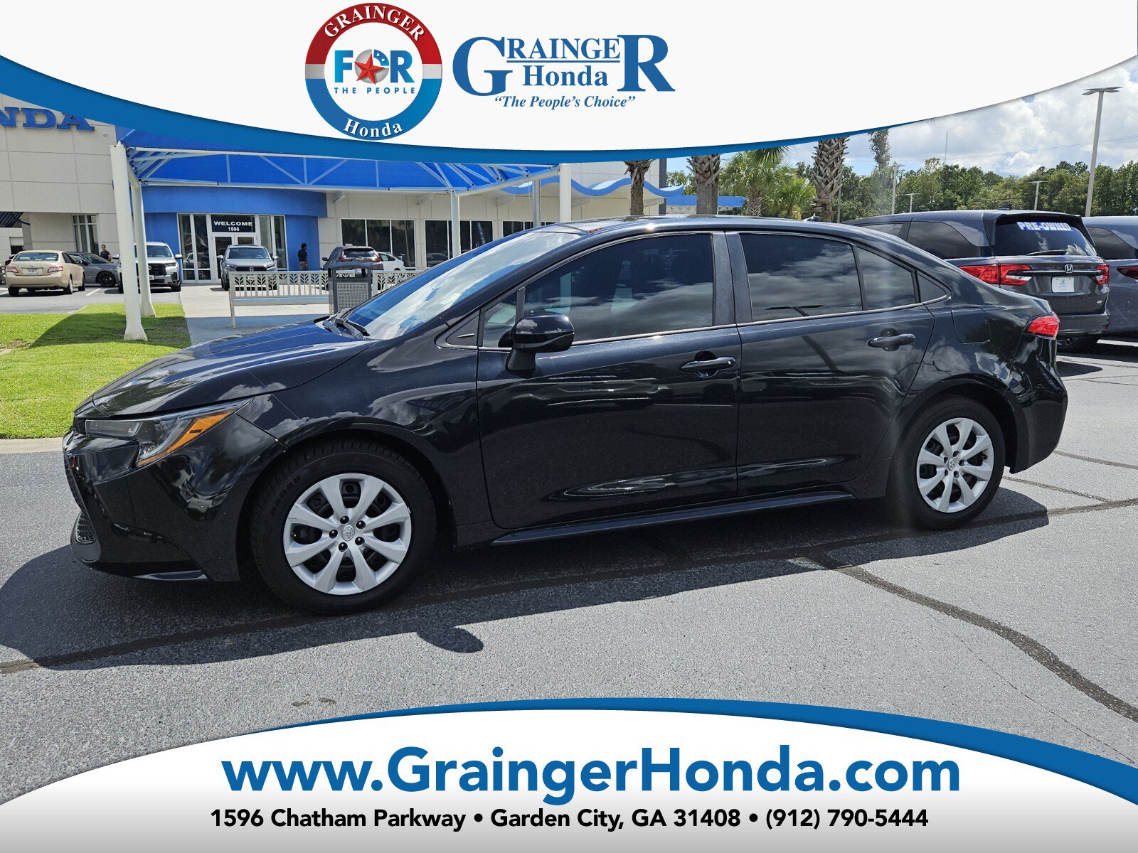 Used 2022 Toyota Corolla LE FWD image 1