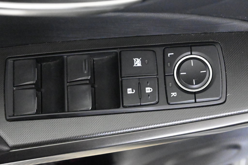 Used 2021 Lexus IS 350 F Sport w/ Accessory Package 2 AWD/4WD image 24