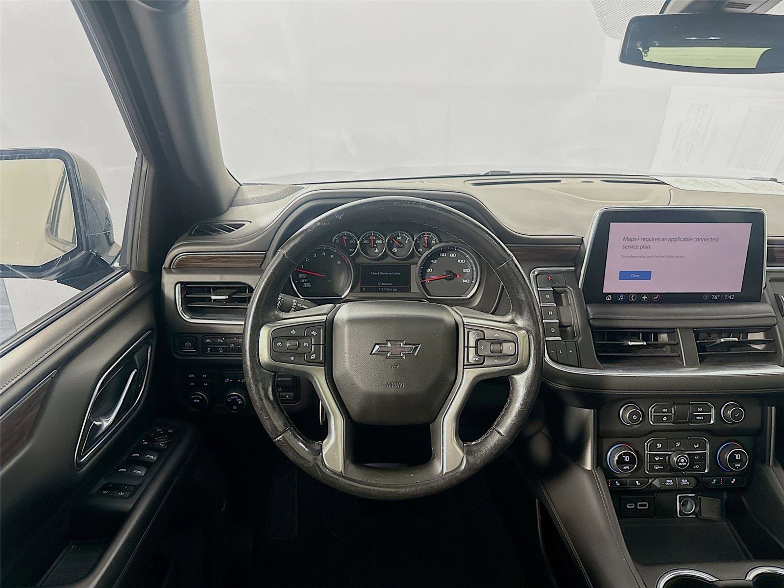 Used 2021 Chevrolet Tahoe Z71 w/ Luxury Package AWD/4WD image 3