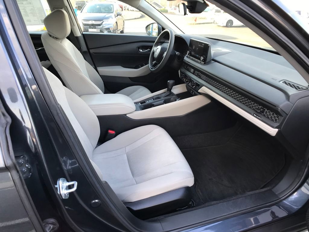 Certified 2023 Honda Accord LX image 10