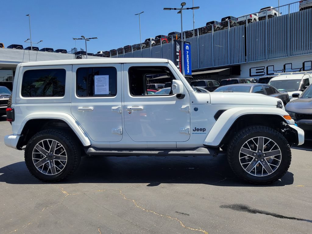 Used 2024 Jeep Wrangler High Altitude AWD/4WD image 31