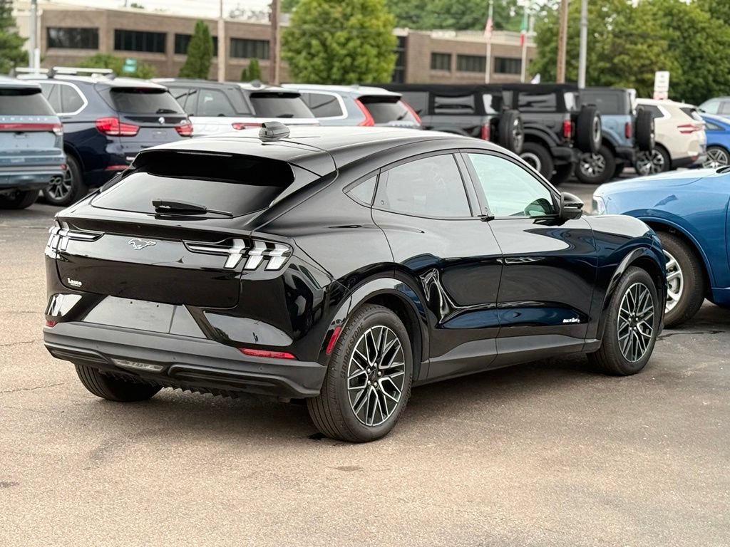Used 2025 Ford Mustang Mach-E Premium AWD/4WD image 37