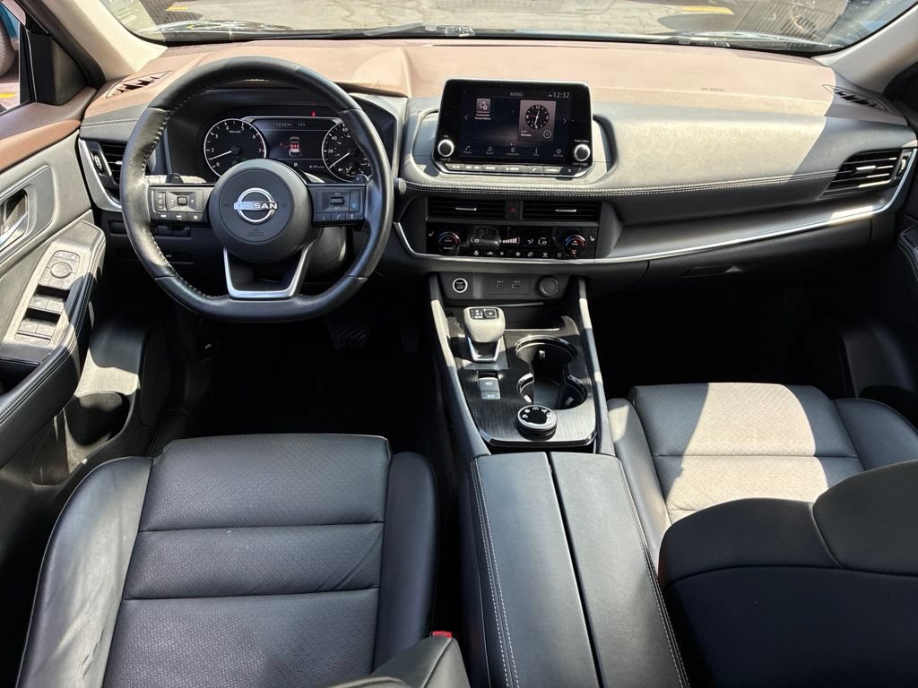 Certified 2023 Nissan Rogue SV w/ SV Premium B Package AWD/4WD image 30