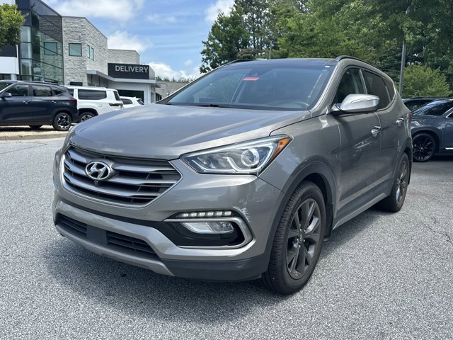 Used 2017 Hyundai Santa Fe Sport w/ 2.0T Ultimate Tech Package 05 FWD image 2
