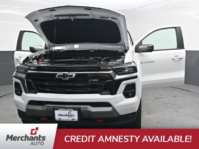 Used 2025 Chevrolet Colorado Z71 AWD/4WD image 43
