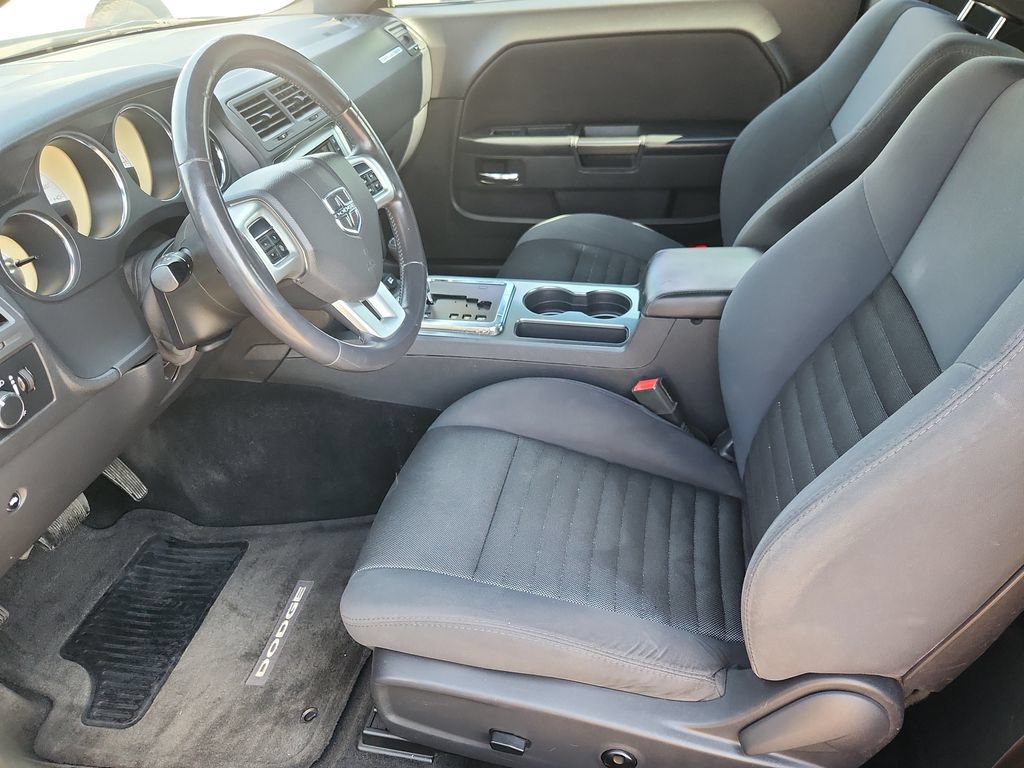 Used 2014 Dodge Challenger SXT w/ Sport Appearance Package RWD image 7
