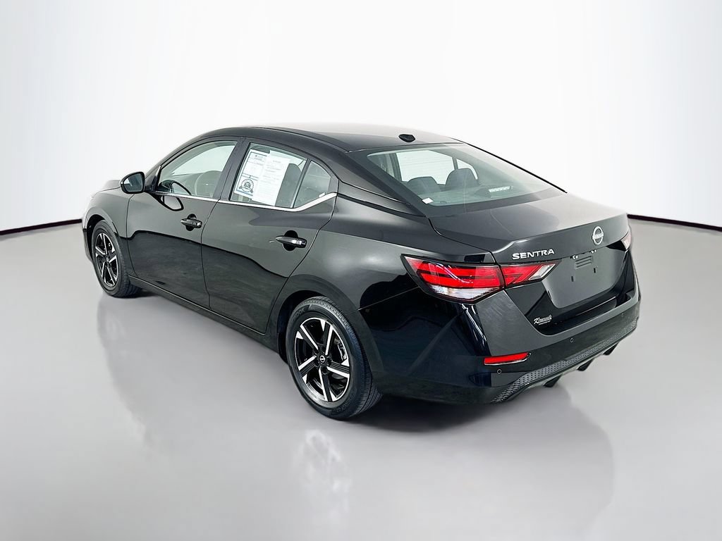 Used 2025 Nissan Sentra SV FWD image 5