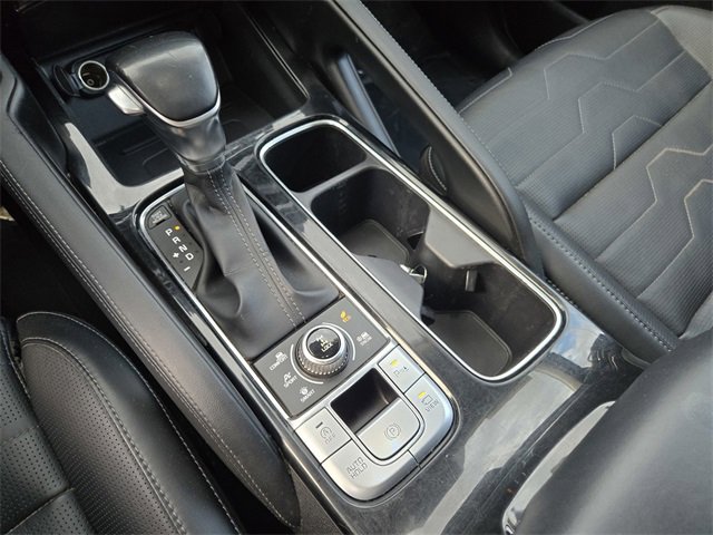 Used 2022 Kia Telluride SX w/ SX Prestige Package image 17