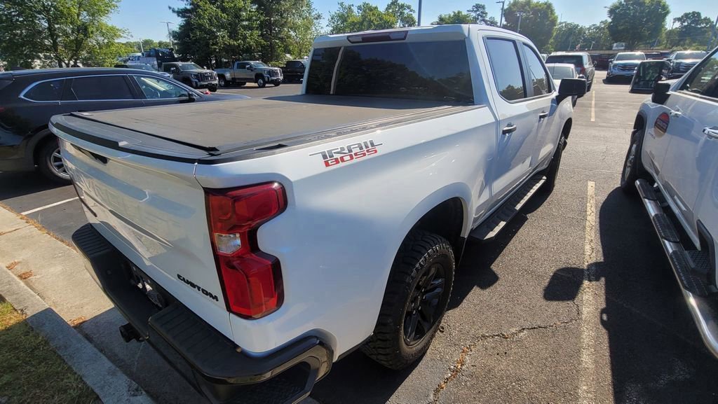 Used 2022 Chevrolet Silverado 1500 Custom Trail Boss AWD/4WD image 10