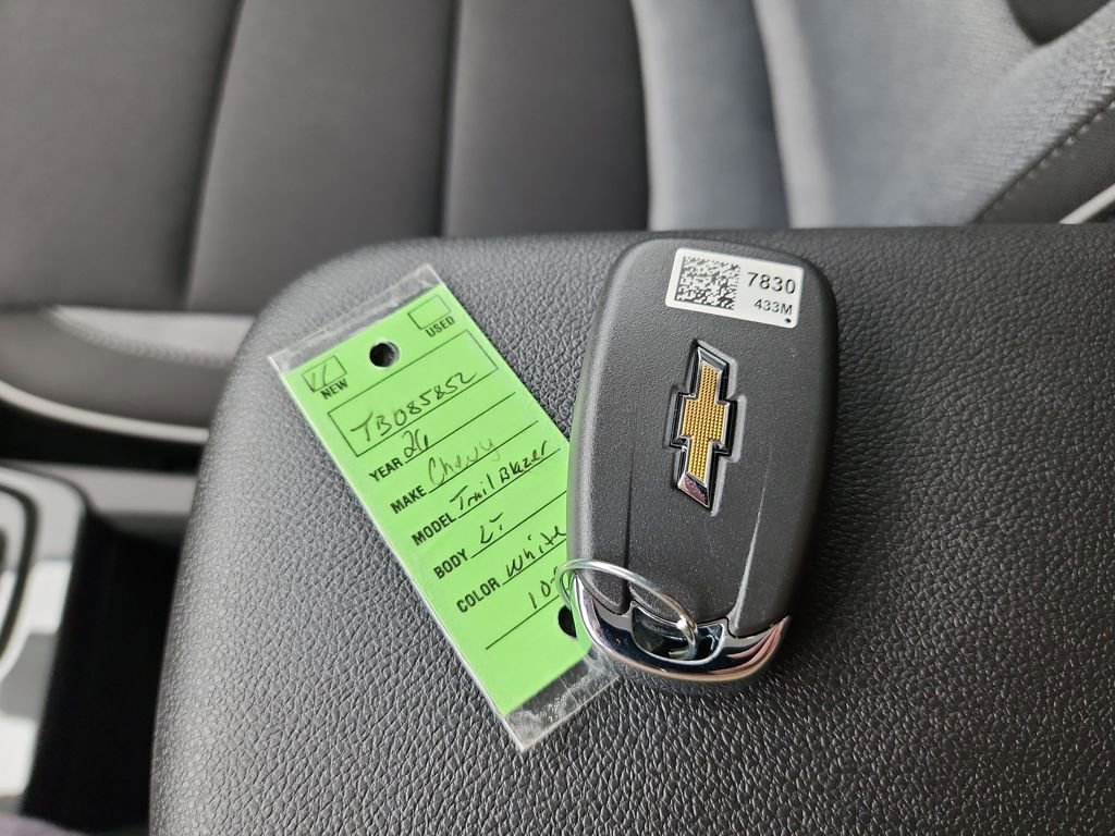 New 2026 Chevrolet TrailBlazer LT w/ Convenience Package image 40